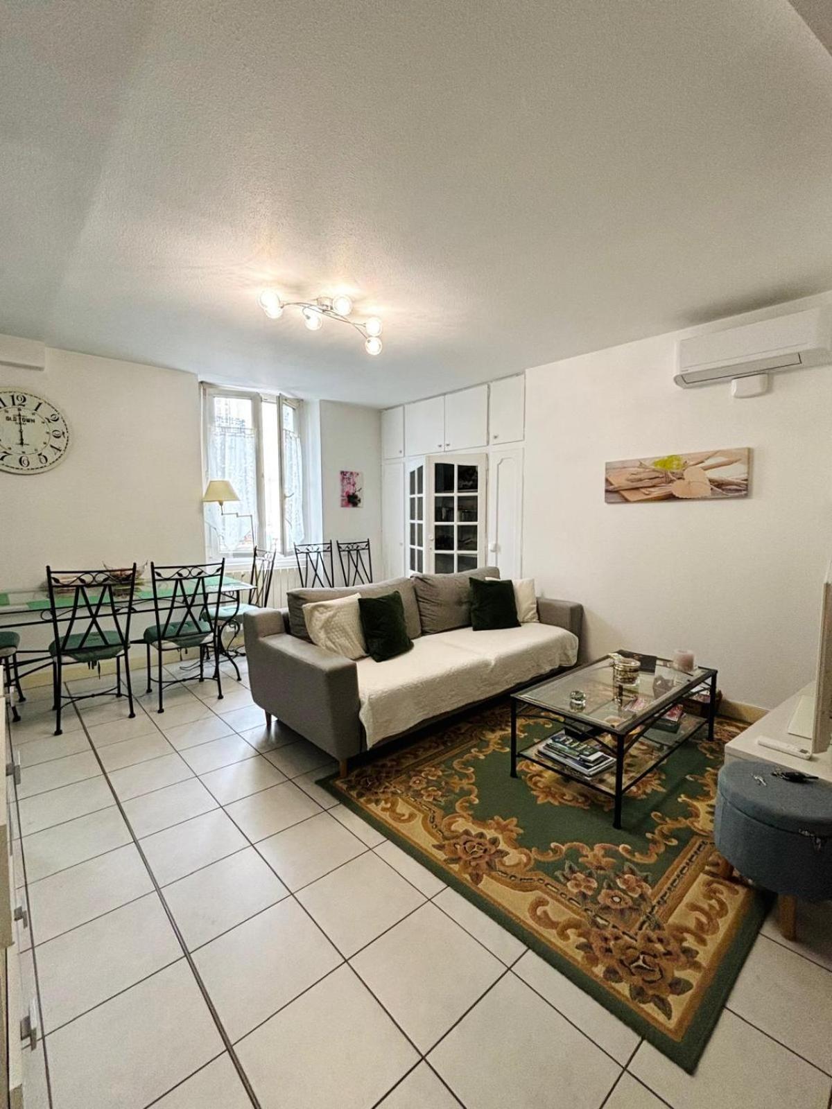 Chez Lucia Appartement Climatise Perigueux Bagian luar foto